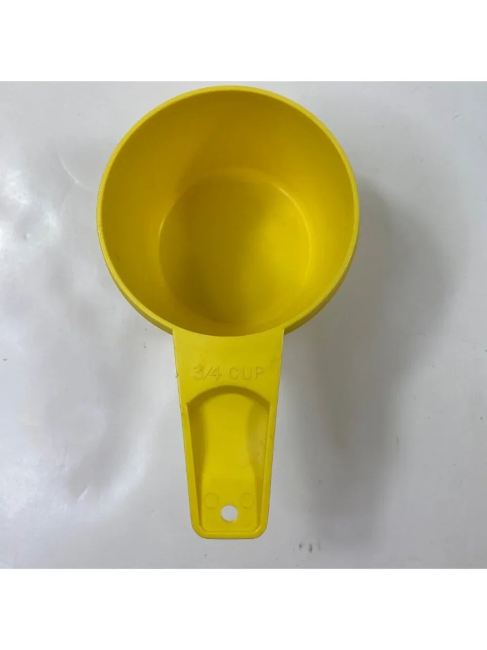 Vintage Tupperware Yellow Measuring Cups 1  3/4 1/2  1/4 Cup Plastic Set Of 4